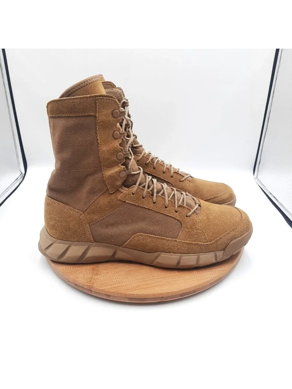 Oakley SL Light Assault 2 Mens Size 12.5 Boots Coyote Brown Suede Tactical Gear